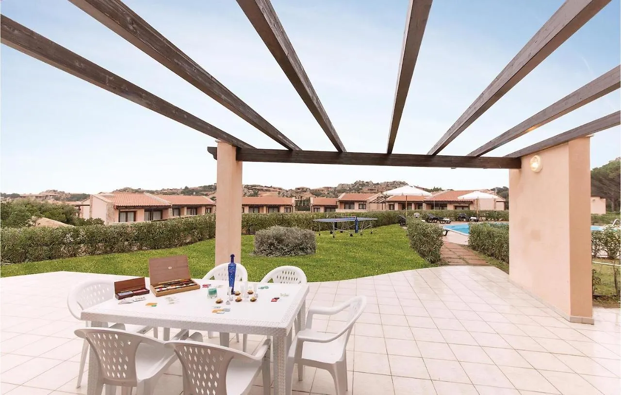 Сasa de vacaciones 3 Bedroom Cozy Home In Trinita Dagultu Ot Li Valcaggi Italia