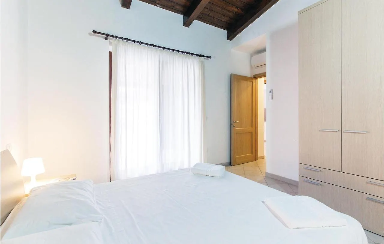 Сasa de vacaciones 3 Bedroom Cozy Home In Trinita Dagultu Ot Li Valcaggi