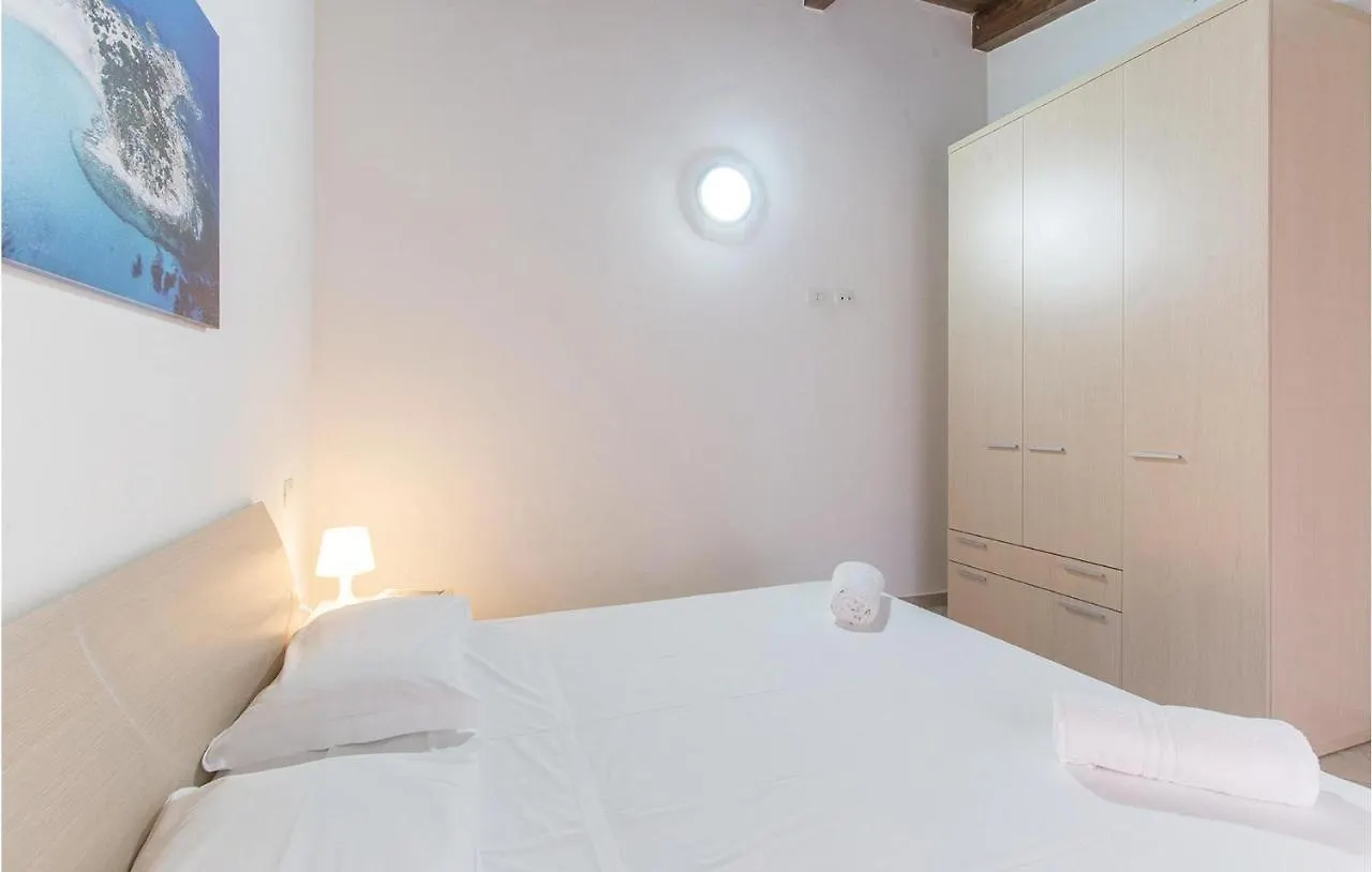 Сasa de vacaciones 3 Bedroom Cozy Home In Trinita Dagultu Ot Li Valcaggi