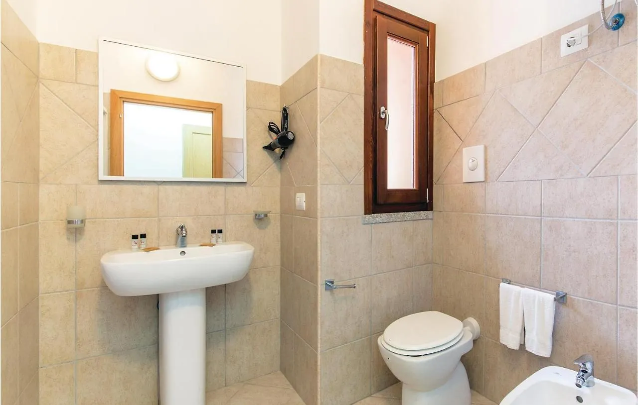 Сasa de vacaciones 3 Bedroom Cozy Home In Trinita Dagultu Ot Li Valcaggi