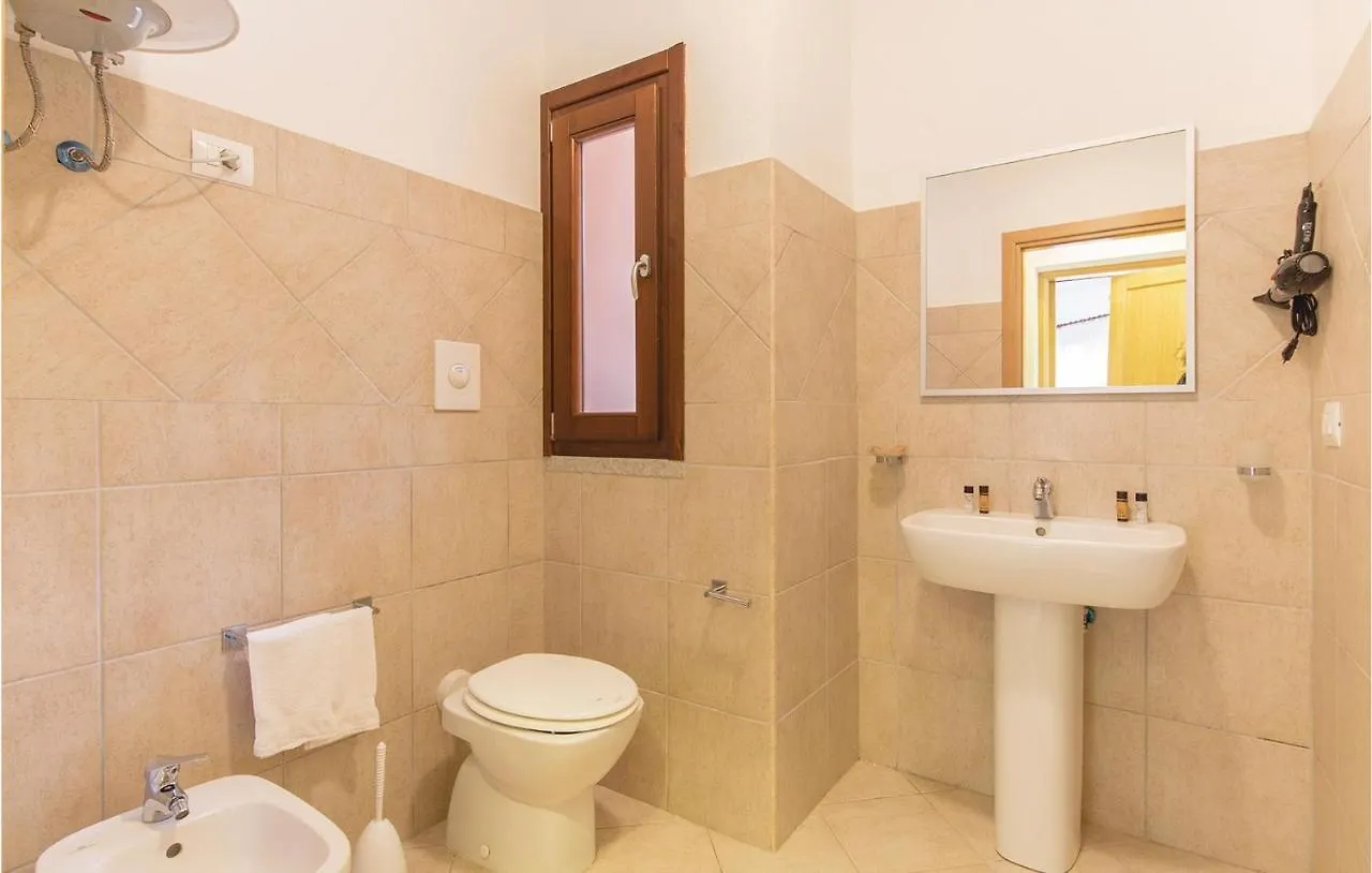 3 Bedroom Cozy Home In Trinita Dagultu Ot Li Valcaggi Italia